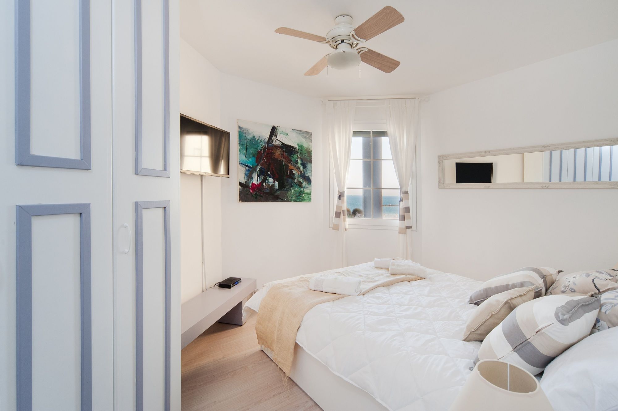 Chic 3Br Apt W Sauna & Parking On The Beach By Sea N' Rent Tel Aviv-Jaffa Exterior foto
