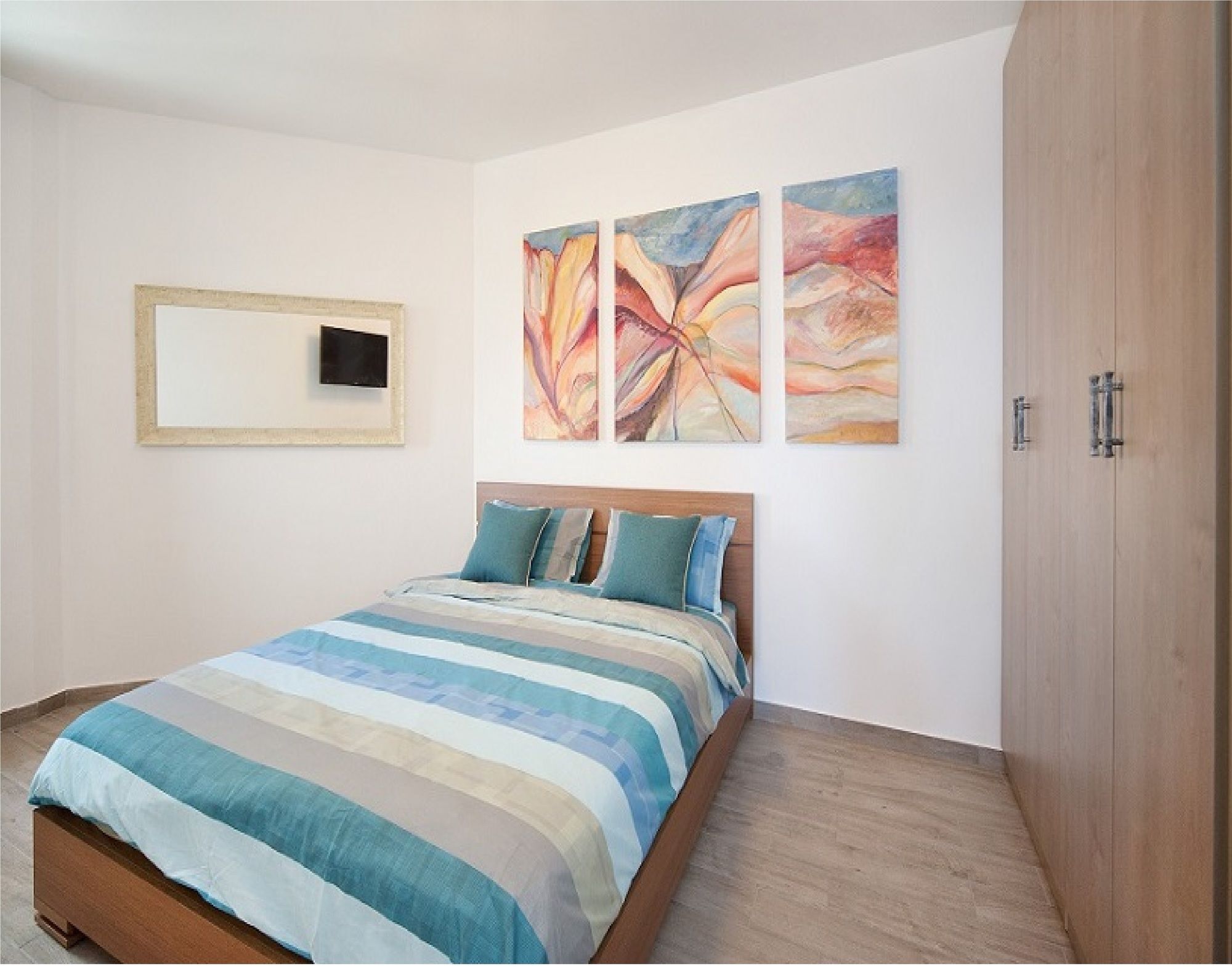Chic 3Br Apt W Sauna & Parking On The Beach By Sea N' Rent Tel Aviv-Jaffa Exterior foto